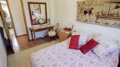 30570-villa-for-sale-in-caudete-1913188-large