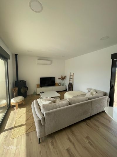 Image No.8-3 Bed Townhouse for sale