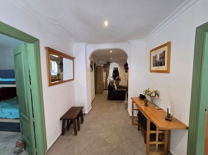 Image No.26-3 Bed Townhouse for sale