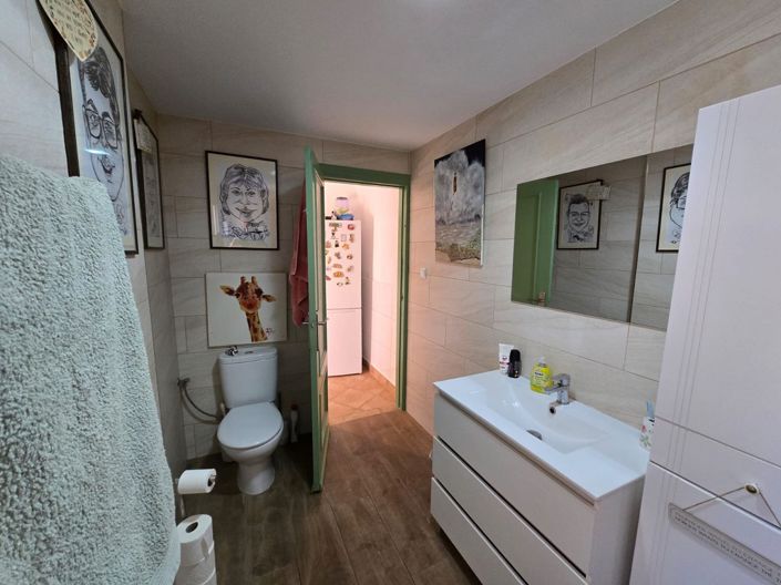 Image No.27-3 Bed Townhouse for sale