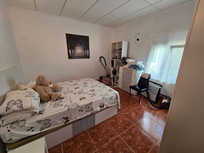 Image No.12-4 Bed Country House for sale