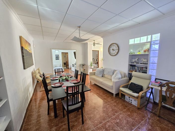 Image No.20-4 Bed Country House for sale