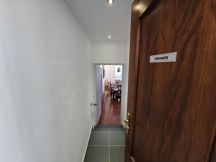 Image No.21-4 Bed Country House for sale