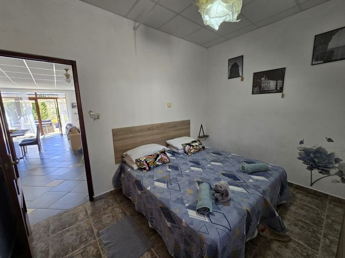 Image No.23-4 Bed Country House for sale