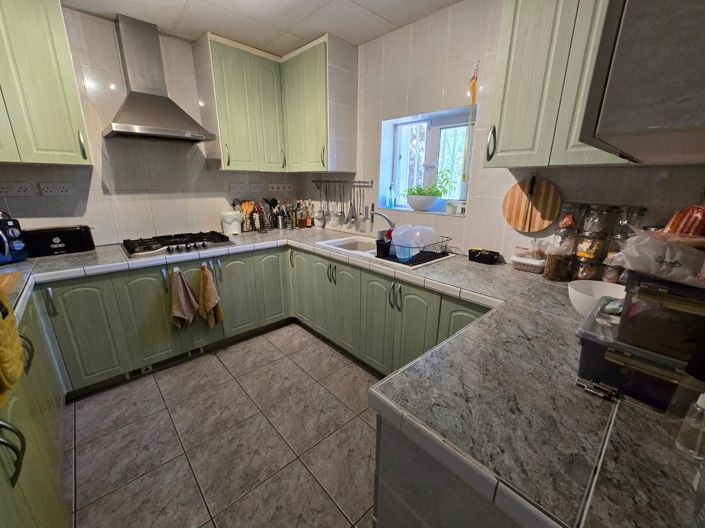 Image No.5-4 Bed Country House for sale