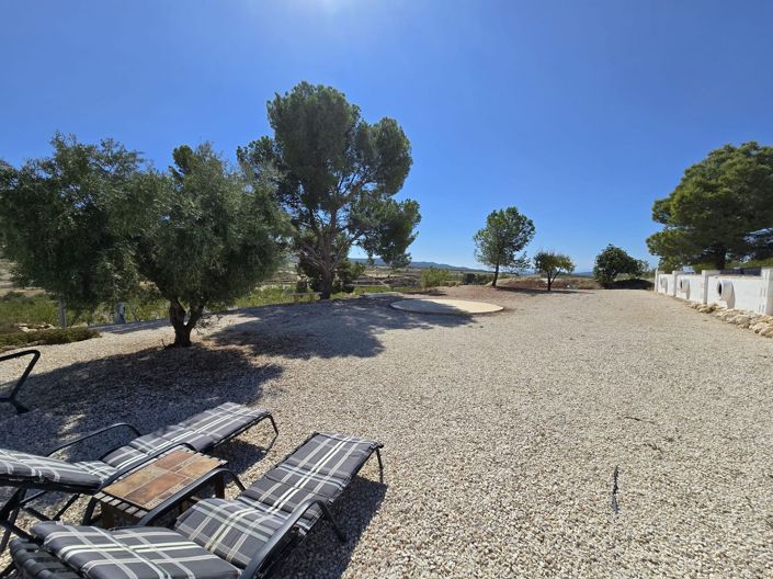 Image No.34-4 Bed Country House for sale