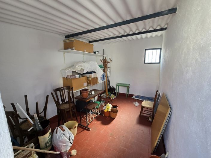 Image No.21-4 Bed Apartment for sale