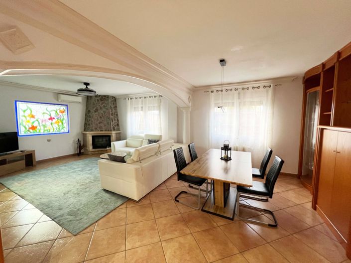 Image No.21-5 Bed Villa for sale