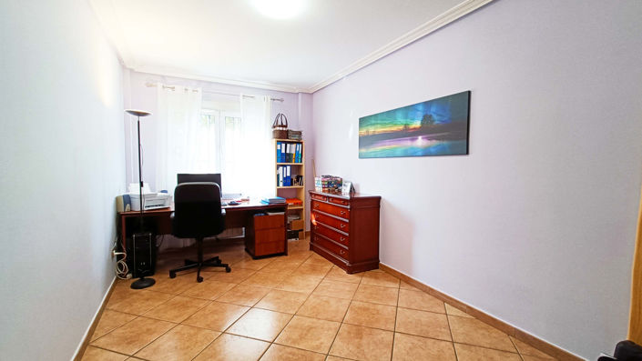 Image No.27-5 Bed Villa for sale