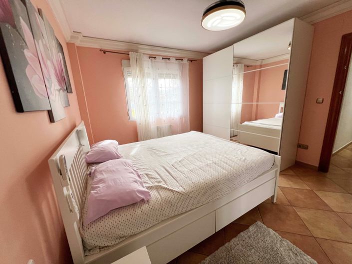 Image No.32-5 Bed Villa for sale