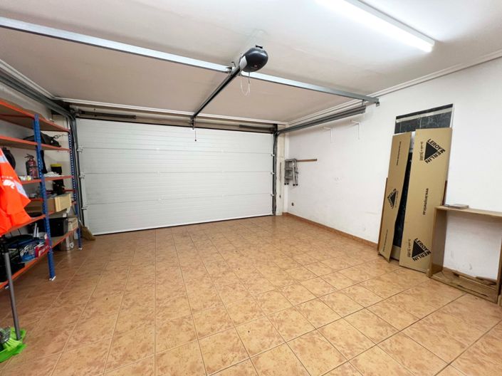 Image No.43-5 Bed Villa for sale