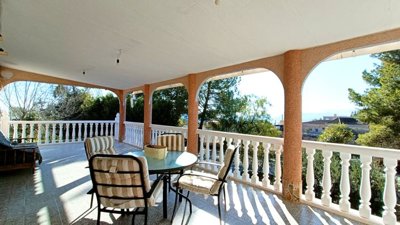 d68d2a42044a3b68d2a42044a7f