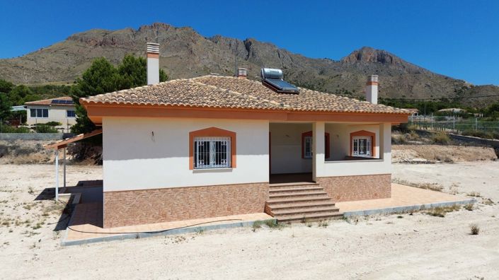 Image No.27-3 Bed Villa for sale