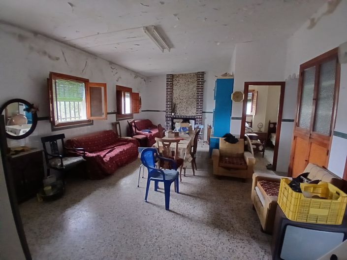 Image No.4-Maison de campagne de 5 chambres à vendre à Yecla