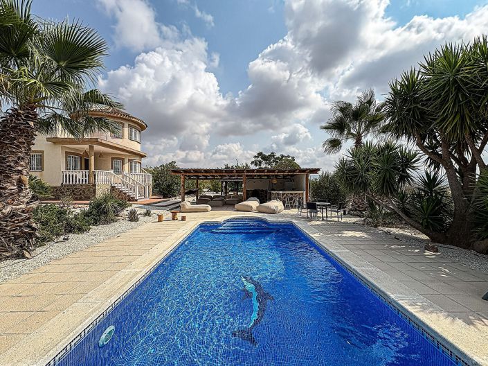 Image No.3-Villa de 5 chambres à vendre à Pinoso