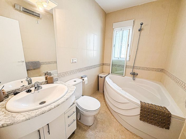 Image No.50-Villa de 5 chambres à vendre à Pinoso