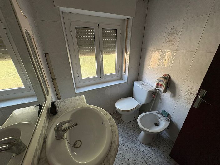 Image No.26-4 Bed Townhouse for sale