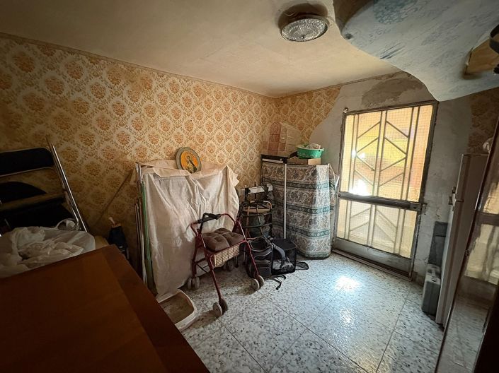 Image No.36-4 Bed Townhouse for sale