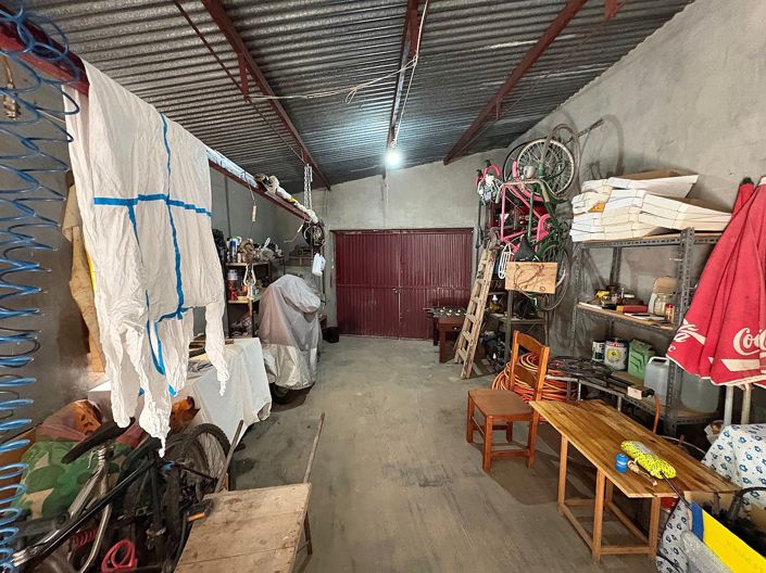 Image No.19-6 Bed Property for sale