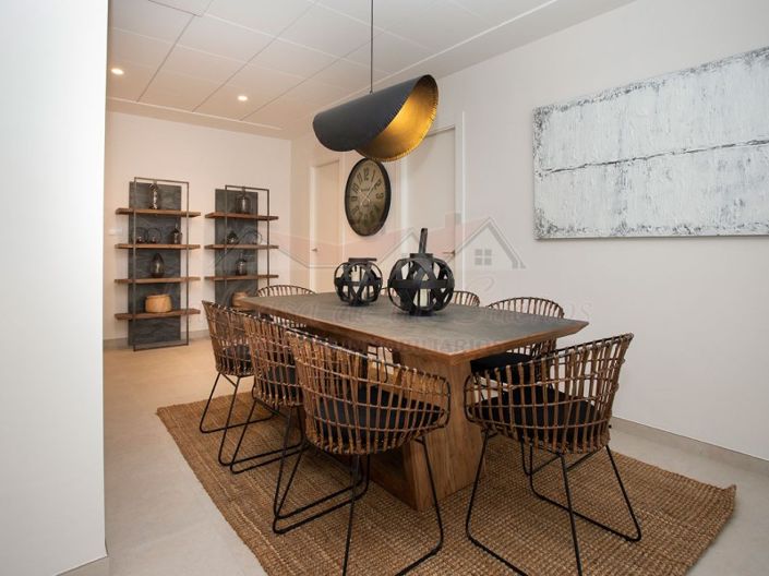 Image No.9-3 Bed Villa for sale