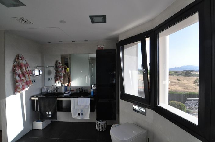 Image No.41-4 Bed Villa for sale