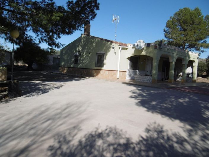 Image No.1-3 Bed Villa for sale