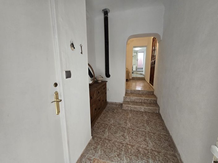 Image No.11-2 Bed Townhouse for sale