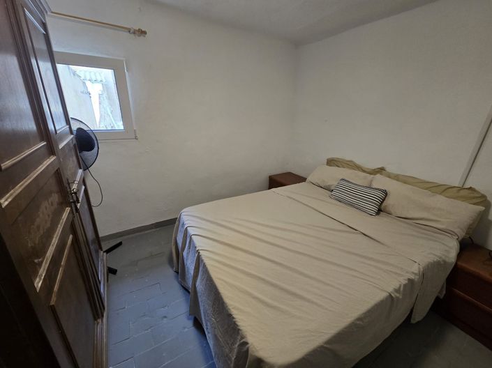 Image No.23-2 Bed Townhouse for sale