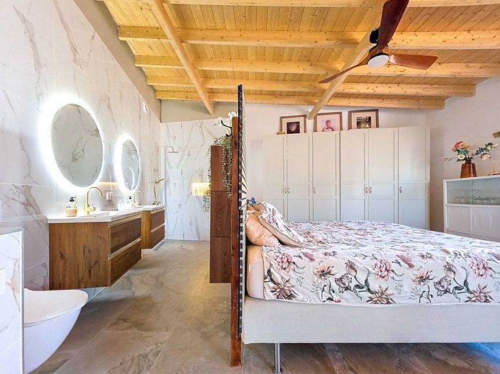 Image No.41-4 Bed Villa for sale