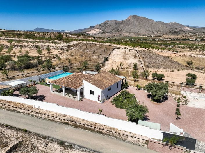 Image No.48-4 Bed Villa for sale