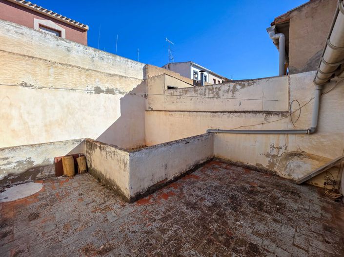 Image No.30-3 Bed Townhouse for sale