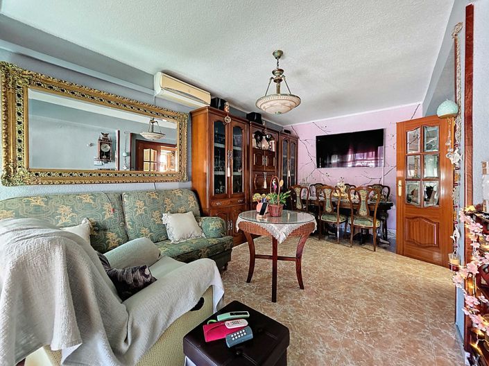 Image No.11-4 Bed Apartment for sale