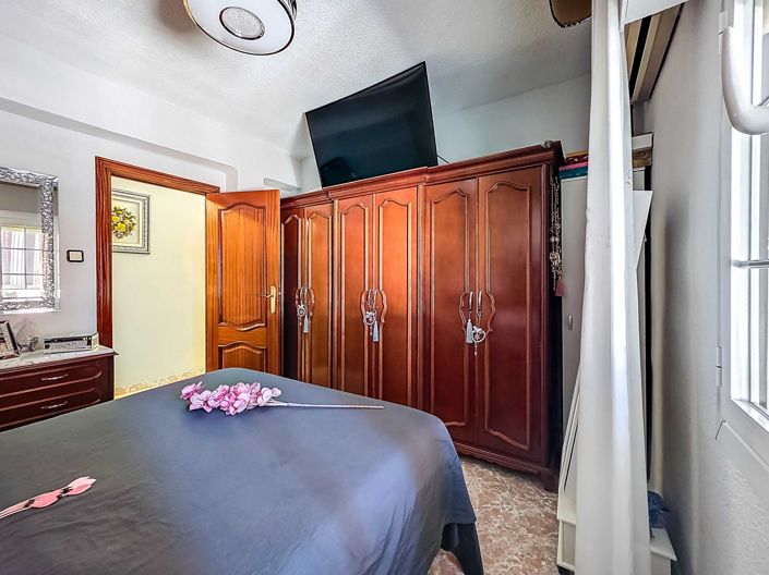 Image No.22-4 Bed Apartment for sale