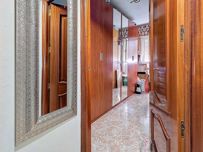 Image No.26-4 Bed Apartment for sale