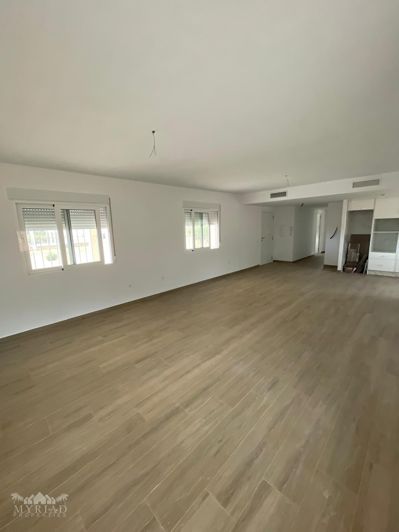 Image No.9-3 Bed Villa for sale