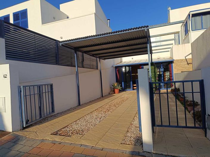 Image No.1-3 Bed Townhouse for sale