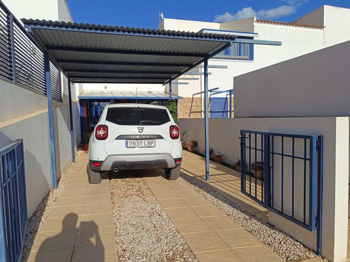 Image No.44-3 Bed Townhouse for sale