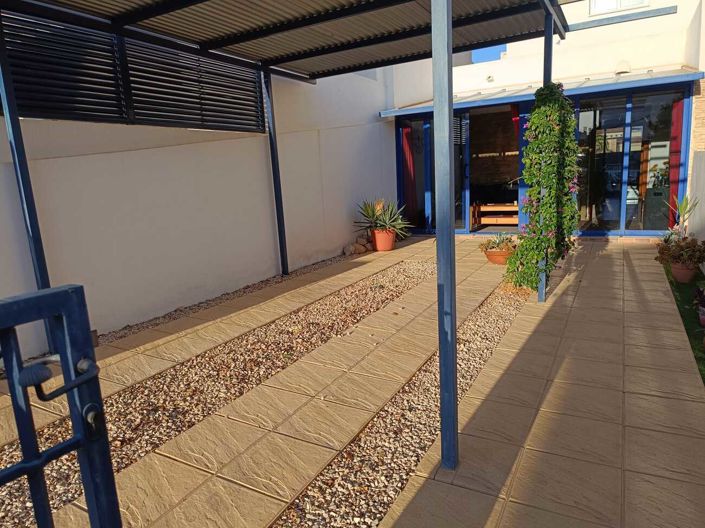 Image No.45-3 Bed Townhouse for sale