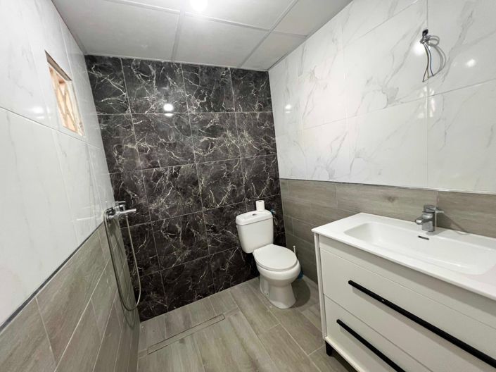 Image No.22-3 Bed Townhouse for sale