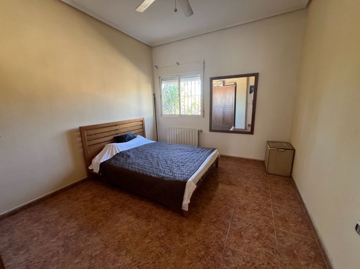 Image No.20-3 Bed Villa for sale