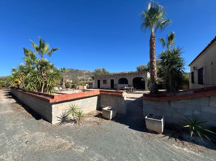 Image No.23-3 Bed Villa for sale