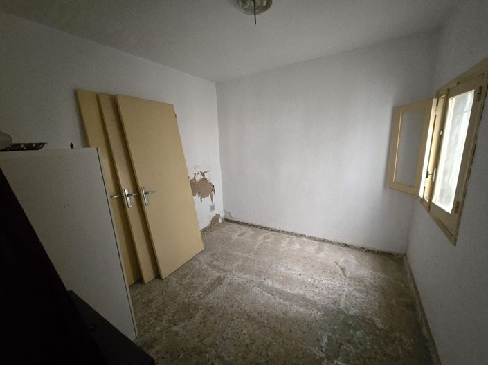 Image No.18-4 Bed Property for sale