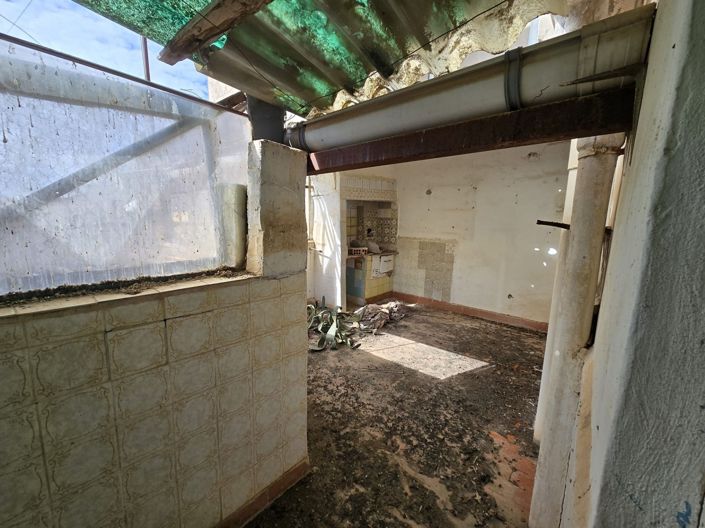 Image No.5-Propriété de 4 chambres à vendre à Sax