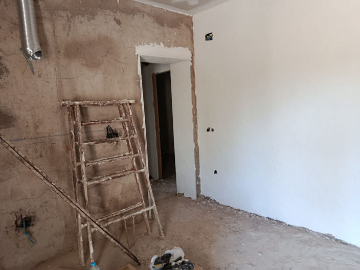 Image No.12-3 Bed Country House for sale