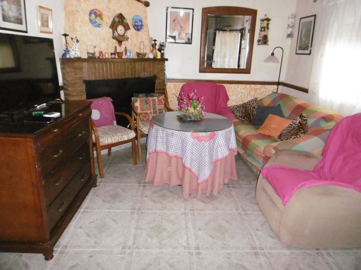 Image No.10-2 Bed Country House for sale