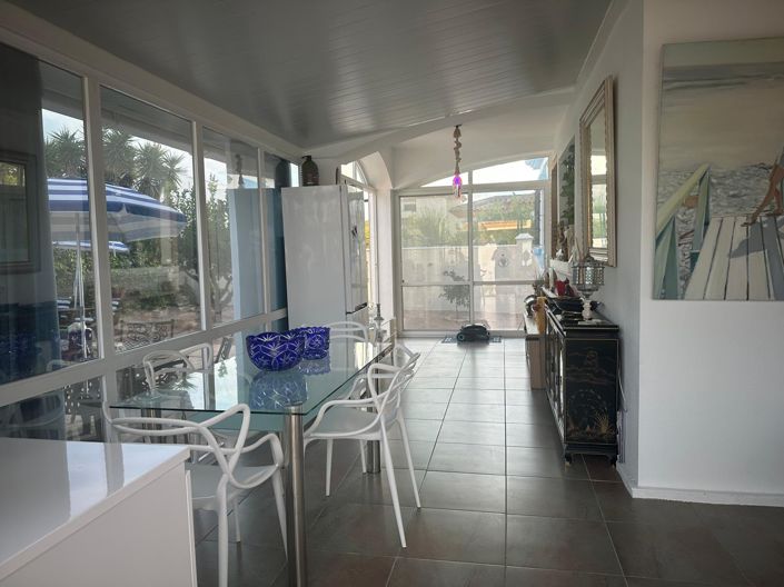 Image No.39-2 Bed Villa for sale