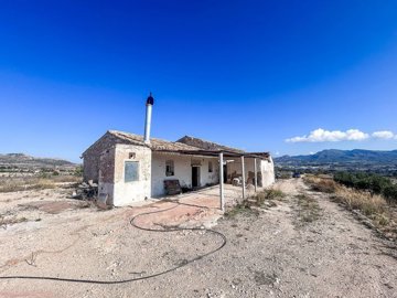 2 Bed Country House for sale