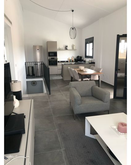 Image No.8-5 Bed Villa for sale