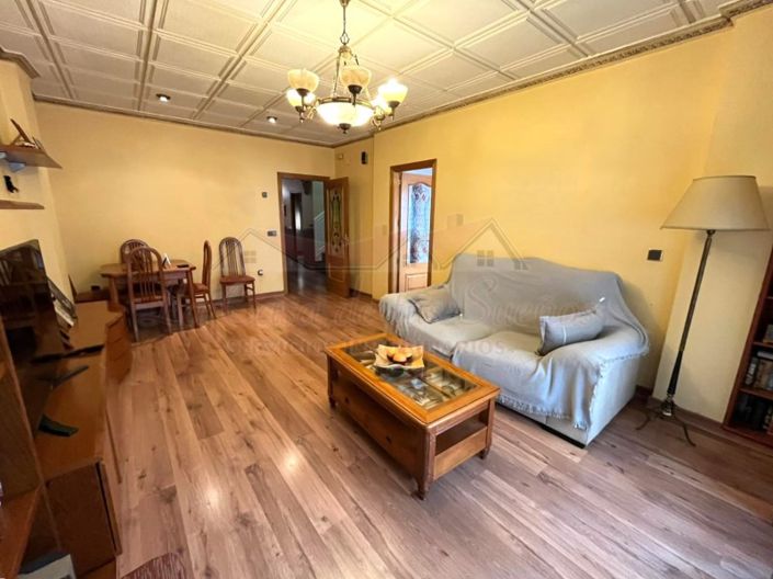 Image No.10-5 Bed Townhouse for sale