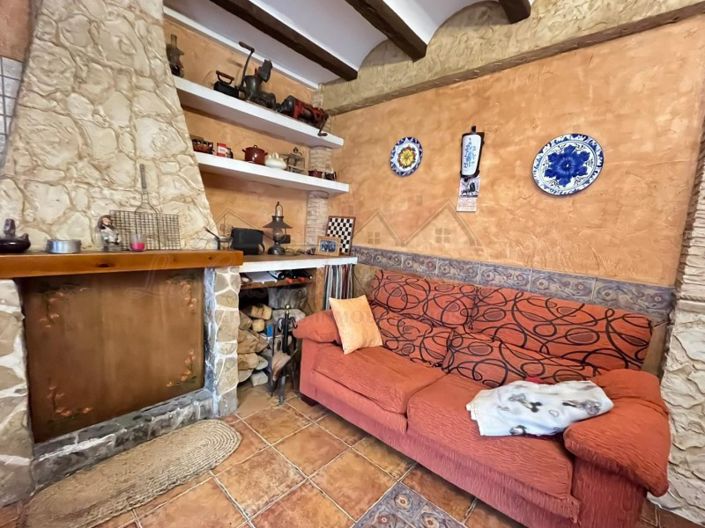 Image No.2-5 Bed Townhouse for sale